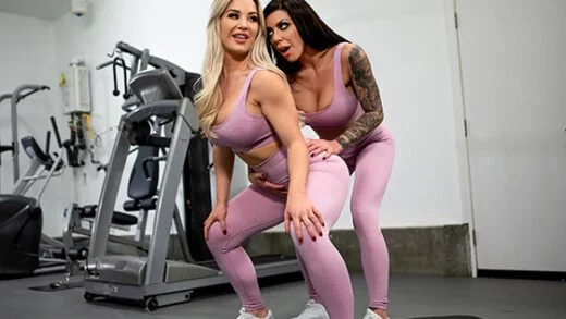 [HotAndMean] Karma RX, Amber Jade (Amber In The Hills Part 1 / 02.04.2020)