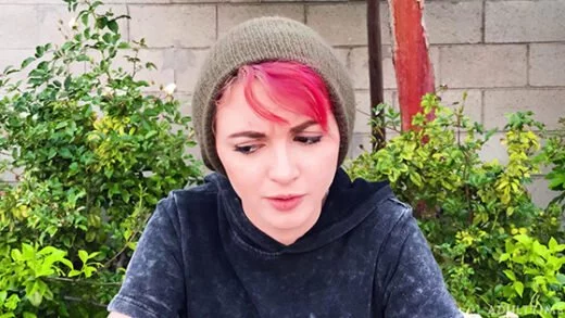ModelTime – Lola Fae The Skater Boi