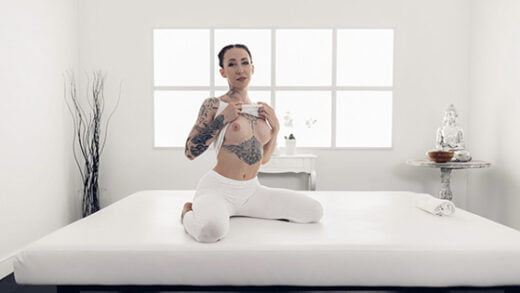 [MassageRooms] Esluna (Tattooed Dutch girl loves to please / 01.14.2021)