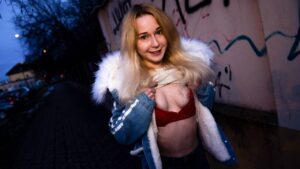 PublicAgent &#8211; Paulina Soul &#8211; Russian Loves Daylight Outdoor Sex