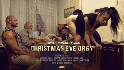 PerverseFamily E15 Christmas Eve Orgy