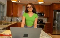 SexSelector – Willow Ryder – Geek With A Booty