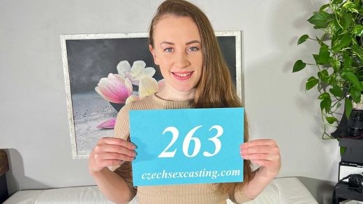 CzechSexCasting - Emma Fantazy - Horny Photographer Loves New Faces