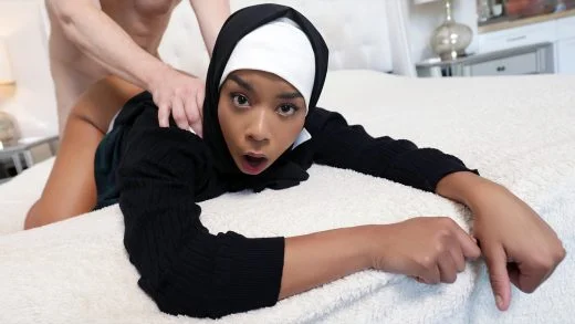 HijabHookup - Freya Kennedy - Not Like A Carrot At All