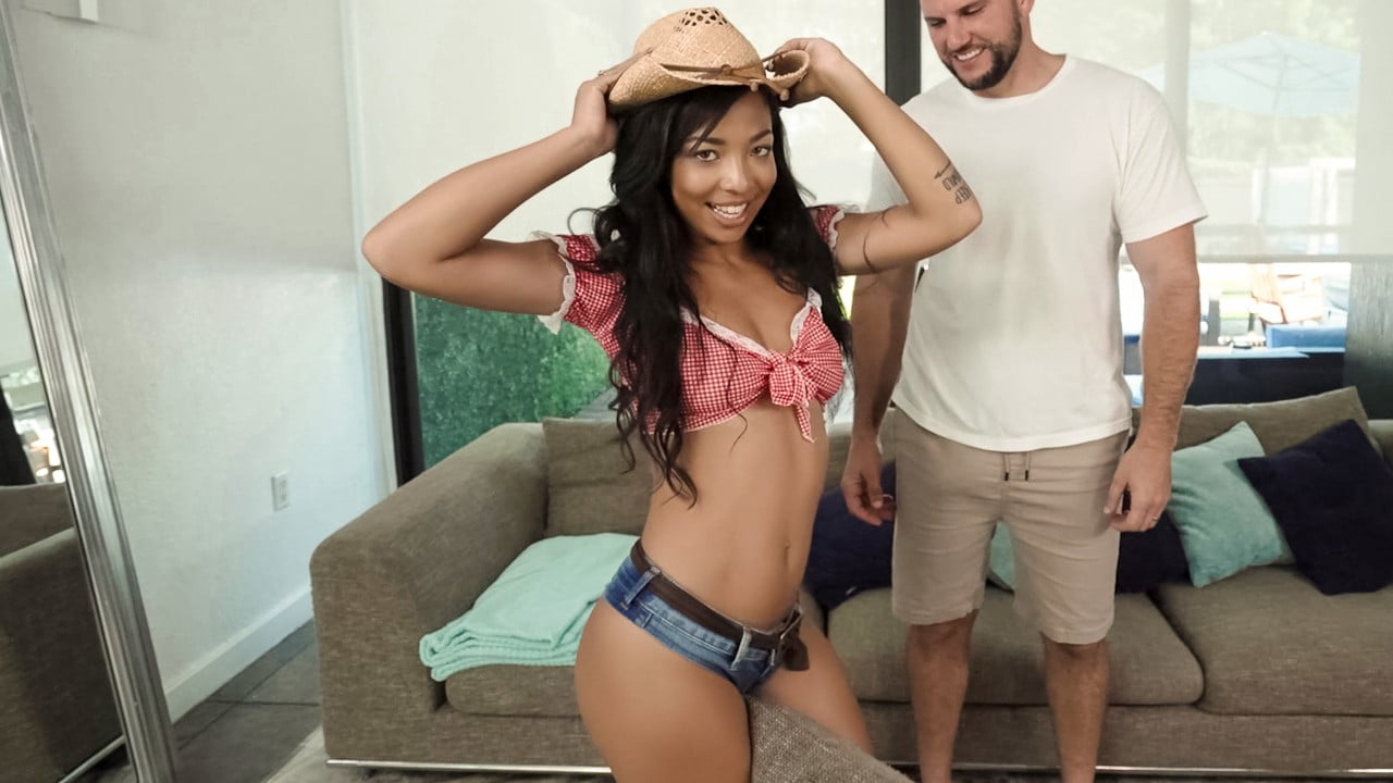 HotGirlsGame - Malina Melendez - Cosplaying With Cock
