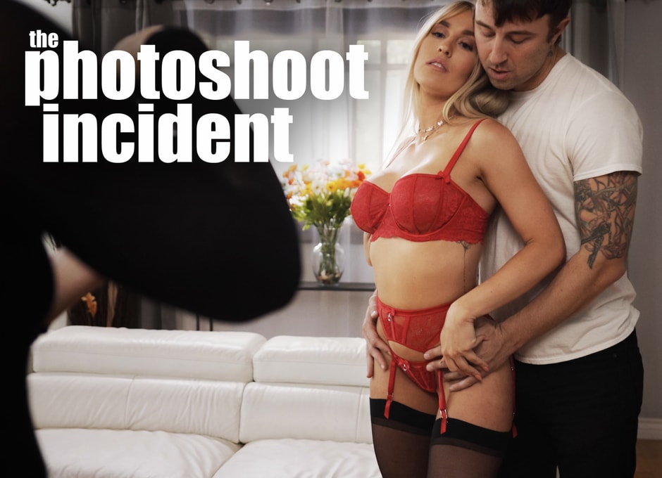 MissaX - Sarah Taylor - The Photoshoot Incident