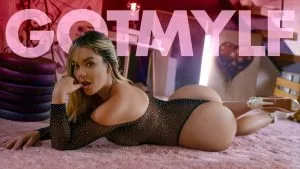CherryPimps &#8211; Kiki Klout &#8211; Time To Take Care Of Mama