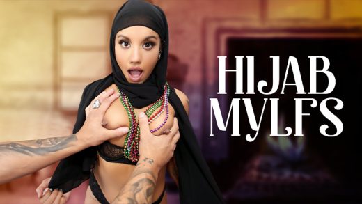 HijabMylfs - Nina White - Ninas First Mardi Gras