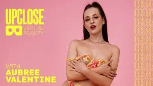 UPCLOSE &#8211; Roxie Sinner &#8211; Up Close VR With Roxie Sinner